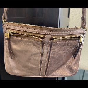 Fossil crossbody! Beautiful color